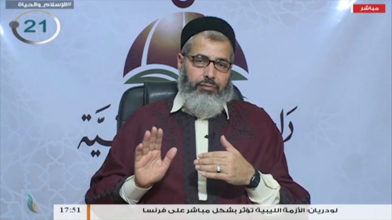 الشيخ محمد أبوعجيلة – الإفراط في اتخاذ السترة أثناء الصلاة ، وما دليله من السنة النبوية ؟