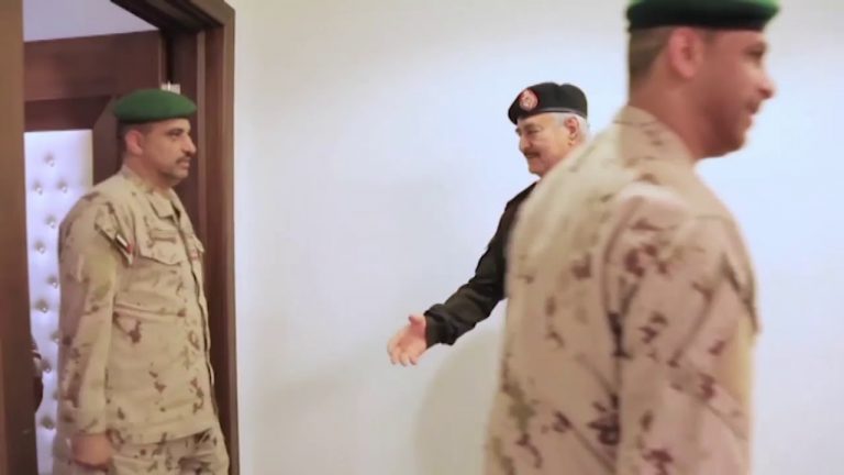 حفتر: ليبيا ليست جاهزة للديموقراطية .. خطة سلامة تحتاج لسنوات طوال