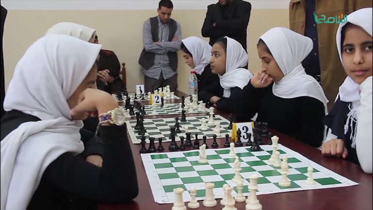 بالفيديو عدسة التناصح ترصد مسابقة الشطرنج بدرنة