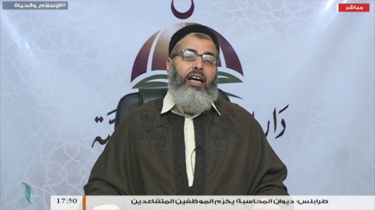 من الإسلام والحياة – الشيخ محمد أبوعجيلة – جمهور أهل العلم على قبض اليدين في الصلاة ولا ينكر على من لم يقبض