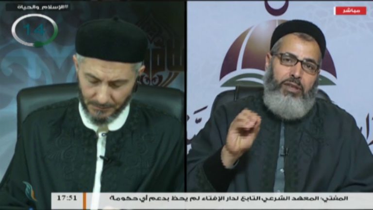 الشيخ محمد أبوعجيلة – خروج النساء لأماكن الزحام والطوابير وما يتعرض له من أذي ونصيحة لمن يقوم على تلك الأماكن