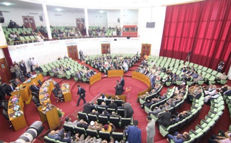 هيئة الدستور تدعو النواب لإصدار قانون الاستفتاء