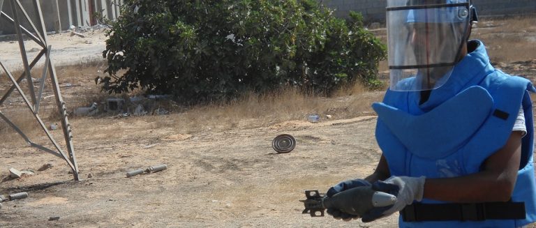 البعثة الأممية تعلن التخلص من كميات من الألغام والمتفجرات في ليبيا