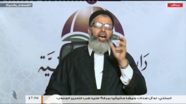 الشيخ محمد أبوعجيلة – على الليبيين أن يتفطنوا بما يحصل في الجنوب حتى لا يندمون يوم لا مندم