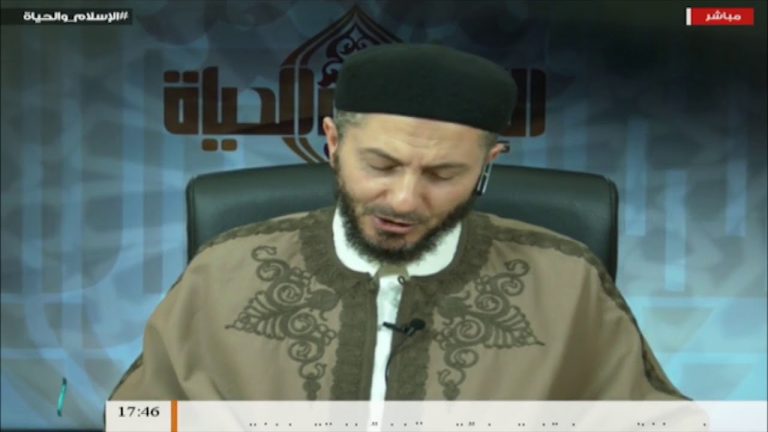 من الإسلام والحياة – الشيخ د. حمزة أبوفارس – هل يجوز للمرأة الذهاب للطبيب إن لزمها الأمر في فترة عدتها ؟