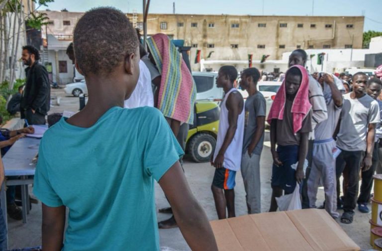 منظمات: الدولية للهجرة هناك نحو 30 ألف طفل مهاجر في ليبيا
