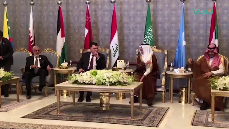 تقرير – الرياض: السراج يجري عدة مشاورات على هامش القمة العربية