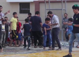 درنة : وقفة احتجاجية للمطالبة بالكشف عن نتائج التحقيقات بخصوص قصف المدينة