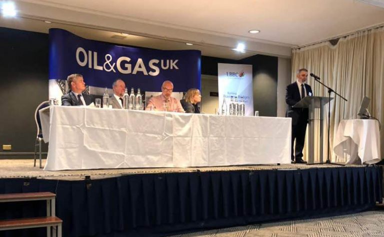 صنع الله: نهدف إلى إعادة البناء والاستثمار في قطاع النفط والغاز في ليبيا