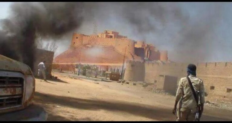 الدولية للهجرة تقدم مساعدات للعائلات النازحة جراء الاشتباكات في سبها