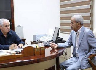 وزير المهجرين يبحث مع محلي تاورغاء مستجدات عودة الأهالي