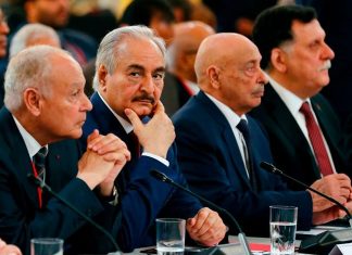 هيومن رايتس وتش على ماكرون والأطراف الليبية التعهد بضمان تحسين أوضاع الإنسانية في ليبيا