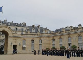 الإليزيه: ماكرون يبدأ اجتماعا مع الأطراف الليبية بحضور أممي
