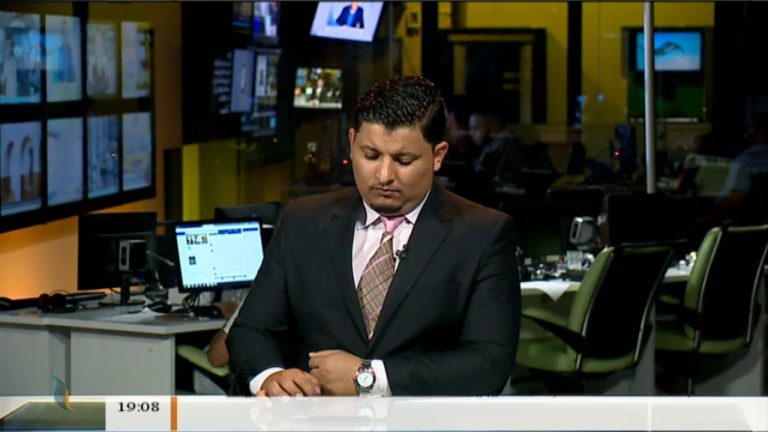 نشرة أخبار 19:00