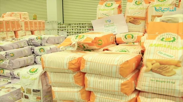 وعود متكررة بوصول السلع الأساسية في رمضان