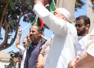 كلمة رئيس مكتب دار الافتاء بمدينة درنة الشيخ وليد عفان قبيل مظاهرة الجمعة المنددة بالعمليات العسكرية على المدينة