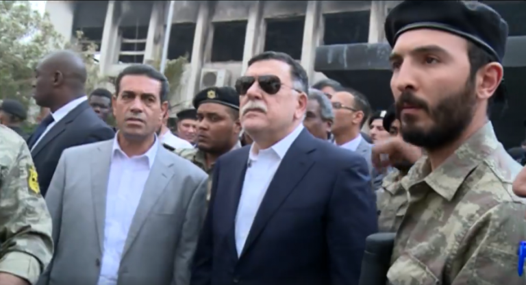 طرابلس: السراج يتفقد موقع الهجوم على مقر مفوضية الانتخابات