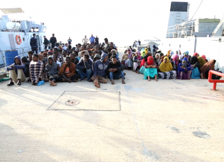 قوات خفر السواحل تضبط قرابة ألف مهاجر غير قانوني بيوم واحد