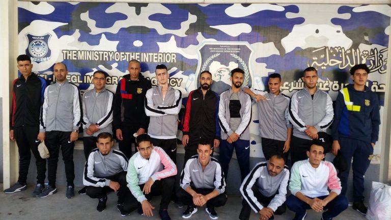 مهاجرون: إعادة 15 مهاجرا غير شرعي إلى بلدهم