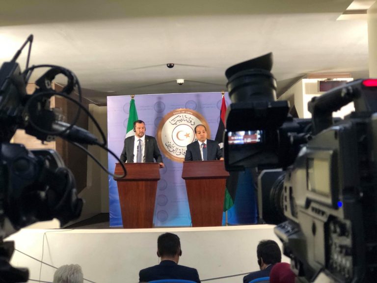 امعيتيق: ليبيا ترفض وجود معسكرات لتوطين للمهاجرين داخل أراضيها