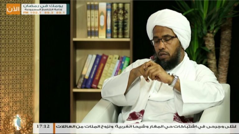 برنامج معالم | الحلقة (24) :  ضوابط عمل الأجهزة الأمنية | تقديم د. عبد الحي يوسف | مع الشيخ محمد الحسن الددو | 9 – 6 – 2018