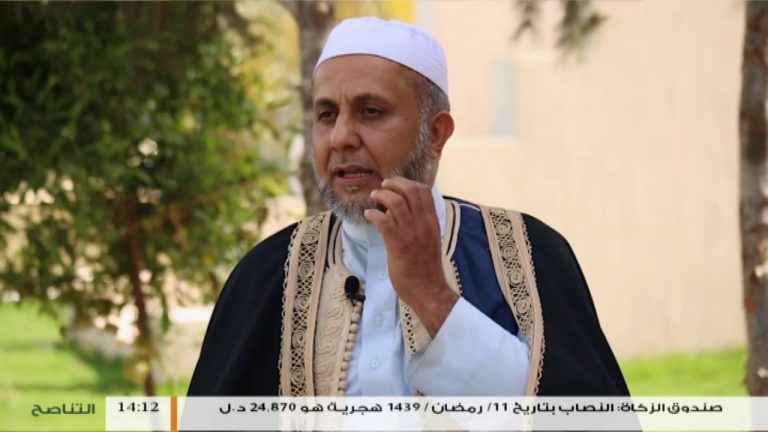 دقائق مشرقة – الحلقة (11) : الغفار – مع الشيخ عزالدين المرغني – الضيف : الشيخ علي عبد الحميد