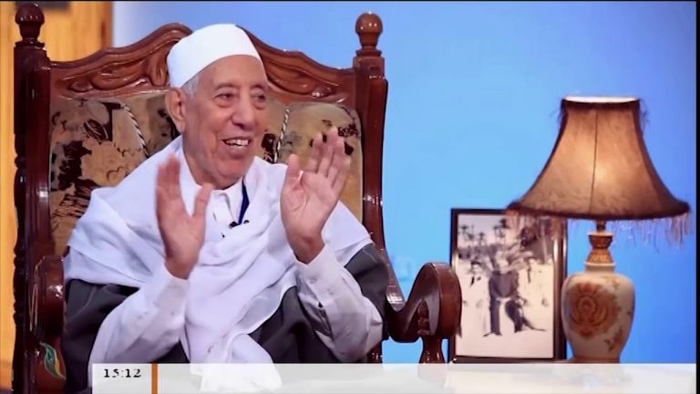 برنامج بين يدي العلماء | الحلقة 11 | مع فضيلة الشيخ محمد جبعور  | 17 – 6 – 2018