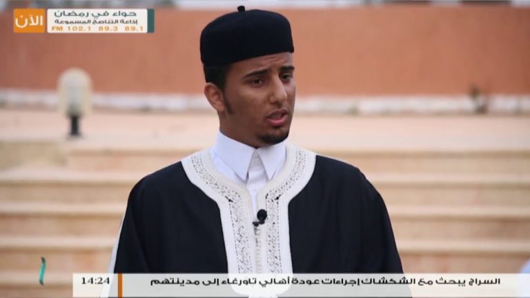 دقائق مشرقة – الحلقة (10) : التعصب – مع الشيخ عزالدين المرغني – الضيف : الشيخ محمود بن غزي