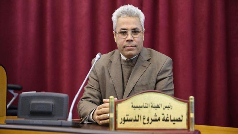 تأسيسية الدستور تحذر مركز الحوار الإنساني من المساس بالدستور