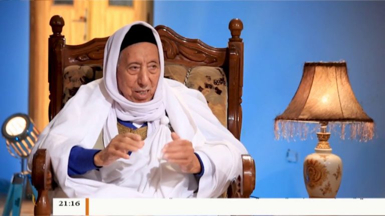 برنامج بين يدي العلماء | الحلقة 16 | مع فضيلة الشيخ محمد جبعور  | 19 – 7 – 2018