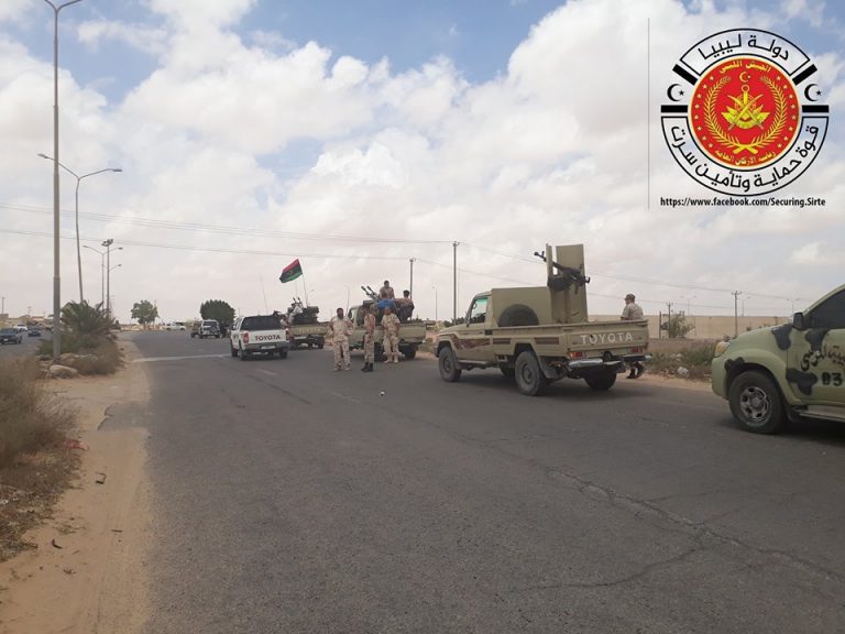 قوة حماية سرت ترصد تحركات لتنظيم الدولة وتعلن رفع درجة الاستعداد.