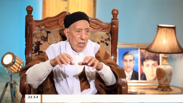 برنامج بين يدي العلماء | الحلقة 22 | مع فضيلة الشيخ محمد جبعور  | 30 – 8 – 2018