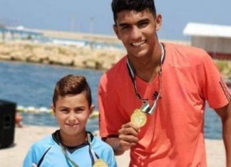 السباح الليبي “محمد ساسي” يحقق رقماً ليبياً قياسياً في بطولة إفريقيا للسباحة بالجزائر