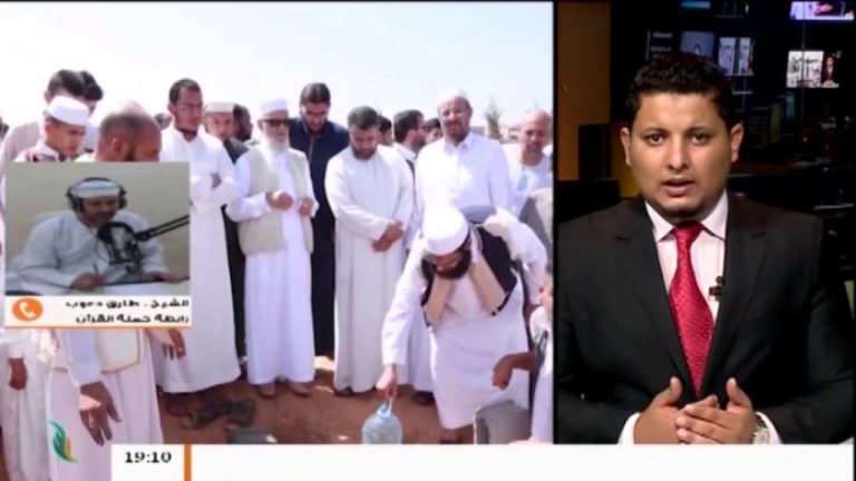 أبرز محطات حياة شيخ القرّاء الليبيين مصطفى قشقش و جانب من مسيرته العلمية والعملية في خدمة كتاب الله، يرويها طالبه الشيخ طارق دعوب رئيس الرابطة الليبية لحملة القرآن الكريم