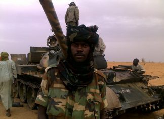 صحيفة الانتباهة: قوات سودانية تحبط صفقة بيع ألف مقاتل سوداني لحفتر