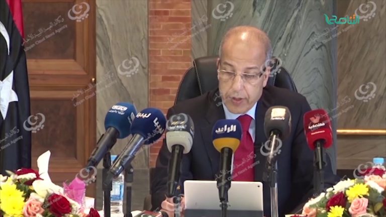 تقرير | حوار المساء | الإجراءات الاقتصادية ومشكلة السيولة والدولار  | 30  – 10 – 2018