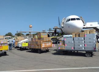 الخطوط الجوية الأفريقية تسيّر رحلة إغاثية لمدينة غات