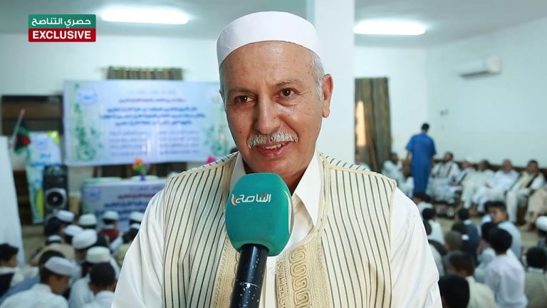 لقاء مع عبدالمجيد صقر مدير إدارة مركز عمربن الخطاب لتحفيظ القرآن الكريم من خلال حفل ختم القرآن لعدد من طلبة وطالبات المركز.