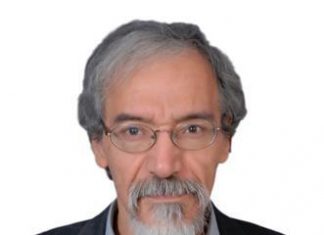 كبيرهم الذي علمهم البلادة…