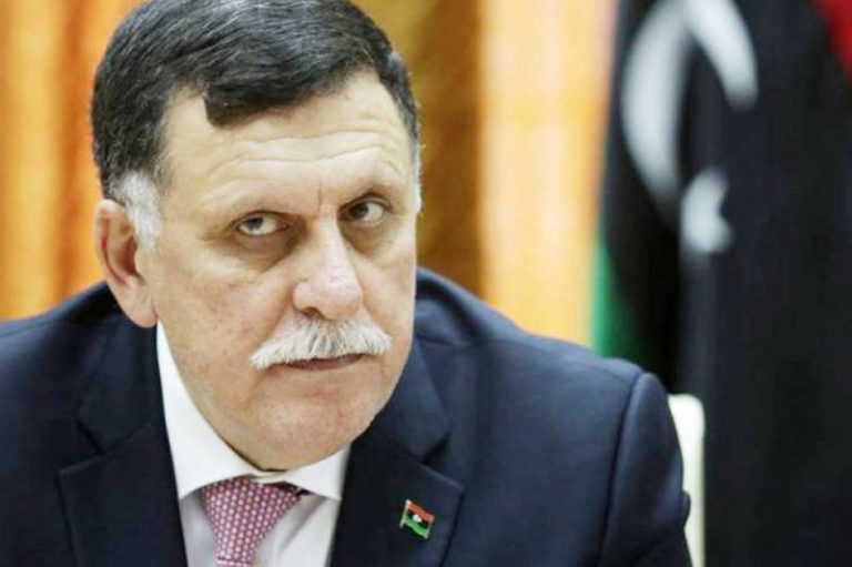 السراج .. يجمد الإجراءات ويحرر البيانات