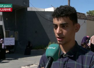 “عمر القاضي” أحد طلبة التعليم الديني: “نطالب بإيقاف الذل والتهميش الذي تمارسه وزارة التعليم -منذ مدة- على طلبة التعليم الديني”.