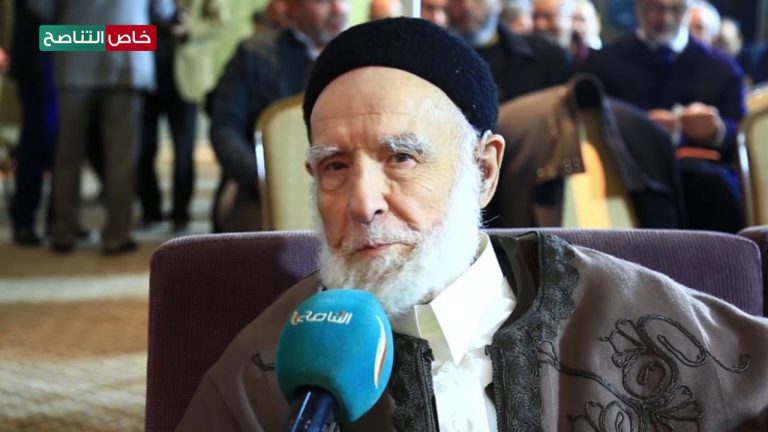 الشيخ عبد اللطيف الشويرف: هذا التكريم يدل على وفاء هذا المجتمع لعلمائه وأدبائه، وأهدي هذا التكريم للمجتمع بأسره لأنني واحد من المجتمع