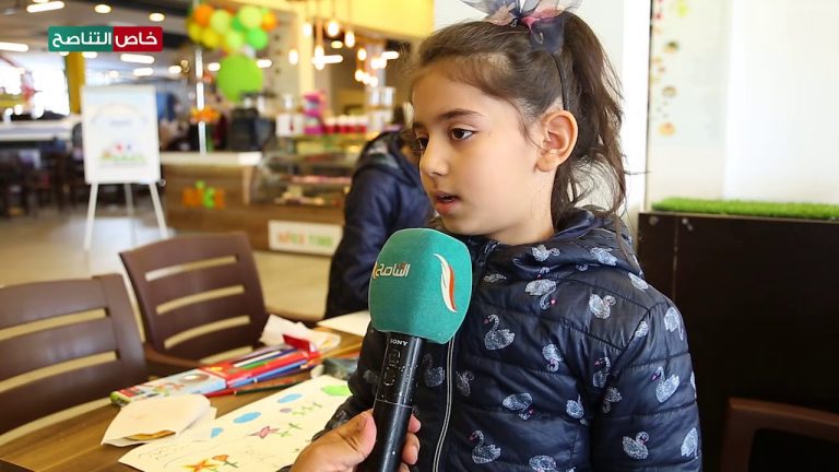 شاهد الطفلة جنان النعاس تلميذة مشاركة بمسابقة الرسم الحر على مستوى مدارس تاجوراء وهي تشكر معلماتها وتتحدث عن حديقة الزهور التي رسمتها