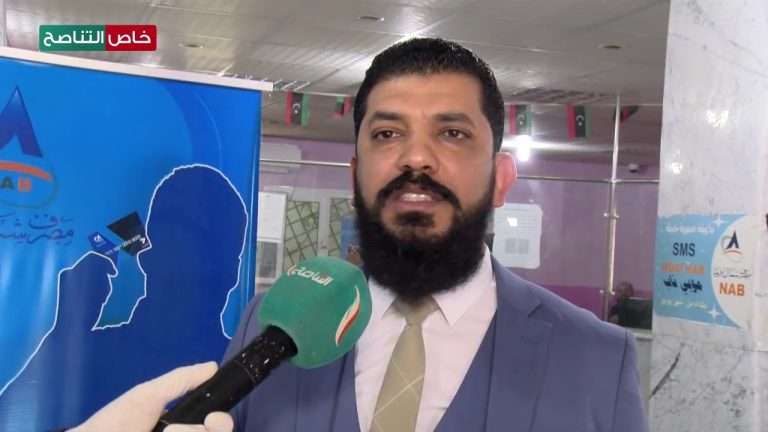 عبدالعزيز الآغا/ مدير مصرف شمال أفريقيا – تاجوراء -: السيولة متوفرة بالمصرف، قمنا بالأمس بتوزيع 400 رقم على الزبائن لتنظيم توزيع السيولة حيث يتم التوزيع على 100 زبون يوميا