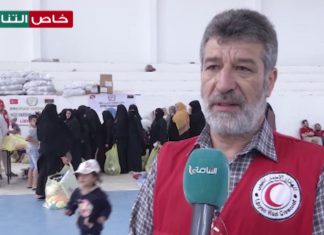 جانب من ما قام به الهلال الأحمر الليبي بصالة الألعاب الرياضية بنادي الإتحاد المصراتي من توزيع مساعدات ” ملابس” للأسر المحتاجة المسجلة بالفرع – 9 – 05 – 2020