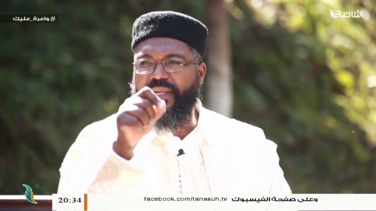 استمع للشيخ بن ناصر الطوير |قراءة في قوله صلى الله عليه وسلم: “أفضلُ الجهادِ كلمةُ عدلٍ عند سُلطانٍ جائرٍ” في الموسم الثالث من برنامج #نسائم3