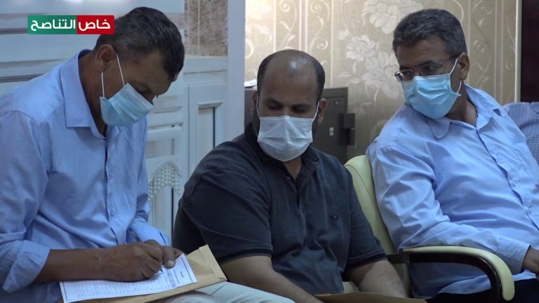 تابعت عدسة التناصح أمس الثلاثاء اجتماعا موسعا ترأسه رئيس المجلس التسييري لمدينة الترهونة وحضره مديرو المكاتب والقطاعات الخدمية داخل بلدية ترهونة، نوقش خلاله آلية سير العمل داخل القطاعات وبعض المشاكل والعراقيل التي تواجهها في هذه المرحلة وكذلك عرض الخطة المستقبلية للقطاعات بهدف دعمها في تحسين وتطوير عملها