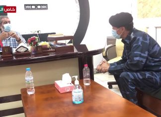 عدسة التناصح | جانب من اجتماع رئيس المجلس التسييري لبلدية ترهونة محمد الكشر بالعقيد إبراهيم الأشهب المكلف بإدارة الدعم المركزي فرع ترهونة