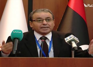 د. إلياس الباروني/ أستاذ العلاقات الدولية: ما الفارق بين تعامل المجتمع الدولي ومحكمة الجنايات مع الأحداث الليبية في 2011 وما حدث في 2019؟ خلال ندوة: المحاكمات الجنائية بين السياسة والقانون