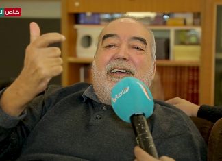 عدسة التناصح | زيارة للحاج محمود حمزة بمنزله والاطمئنان على حالته الصحية وتكريمه من قبل أسرة قناة التناصح عرفاناً منها لما قدمه طيلة السنوات الماضية عبر برنامج “من القلب”